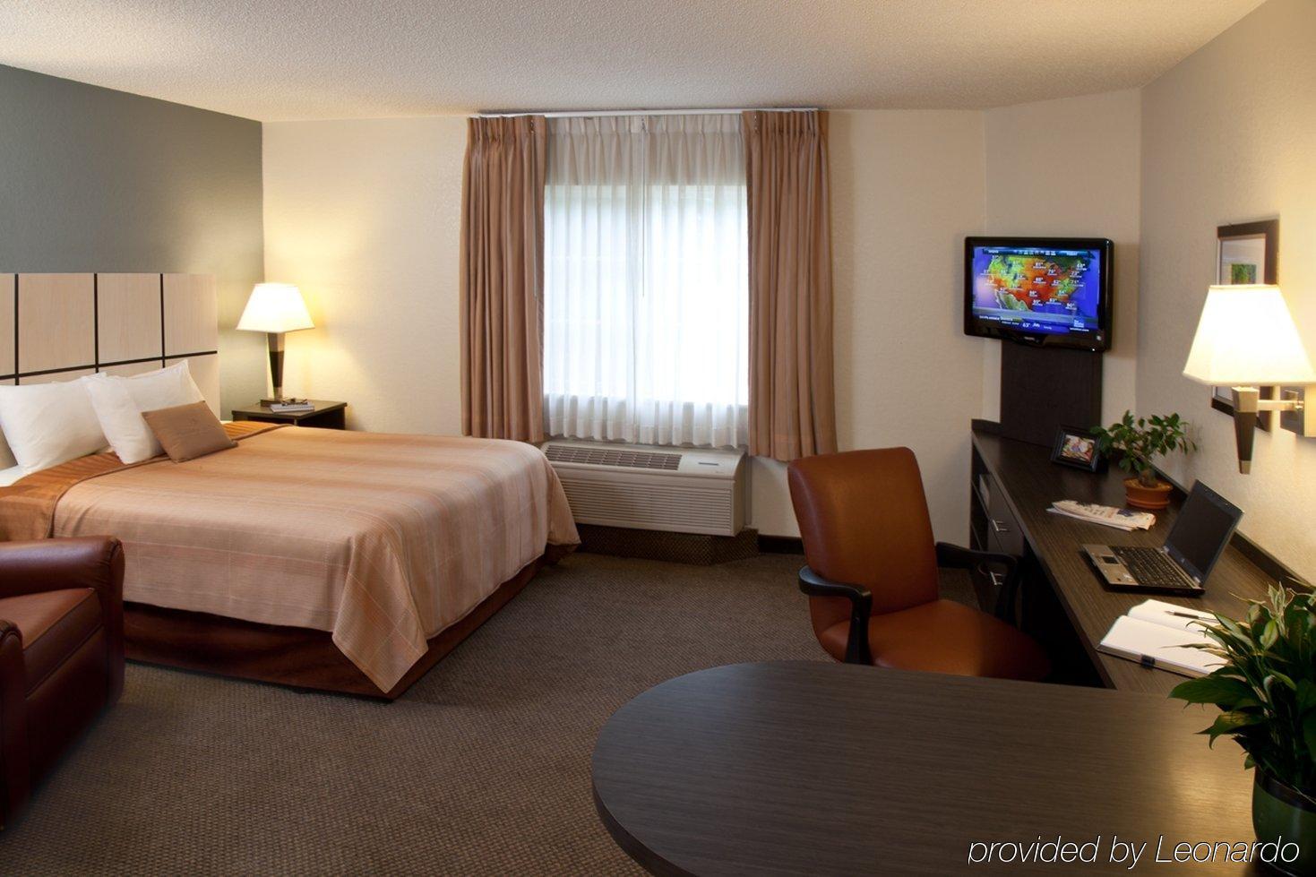 Sonesta Simply Suites Anaheim Garden Grove Rum bild